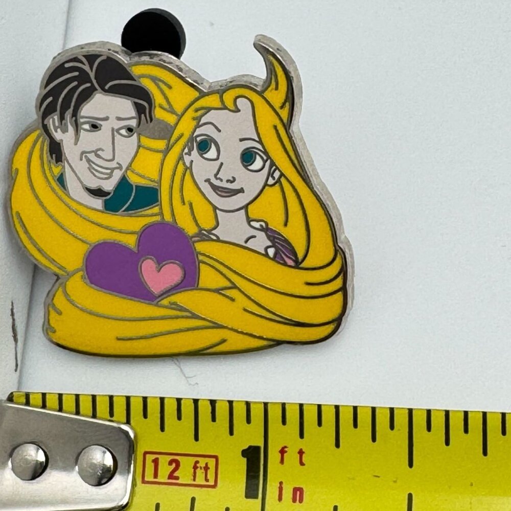 Disney Pin 2015 Mystery Couples Flynn Rider and Rapunzel #95868 - Picture 3 of 5